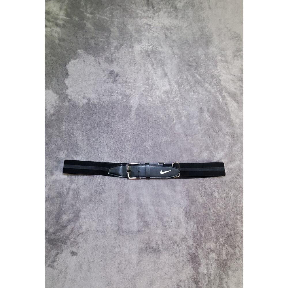 NIKE Black Stretch Adjustable Belt ONE SIZE Swoosh Logo 25-44 C2-8